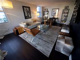 Picture of 16565 NE 26Th Ave # 5B, North Miami Beach, FL 33160