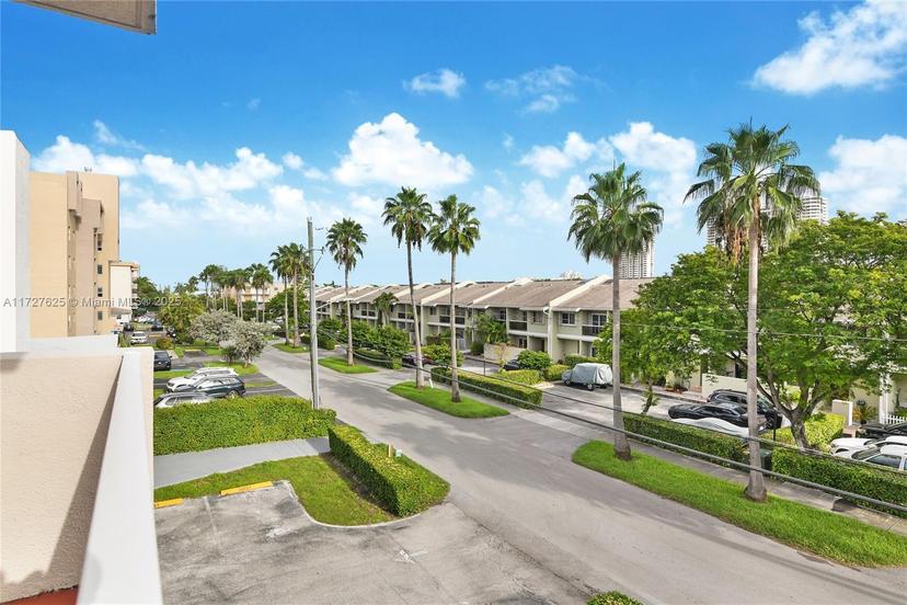 Picture of 3716 NE 168Th St # 301, North Miami Beach FL 33160