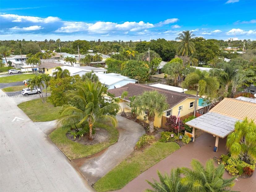 Picture of 4330 NE 13Th Ave, Oakland Park FL 33334