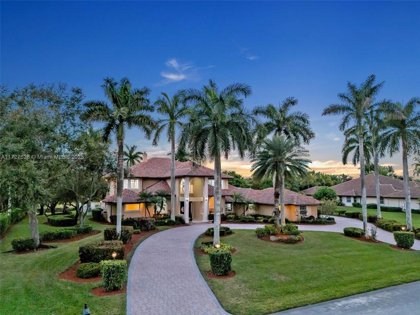 Picture of 3855 Windmill Lake Rd, Weston FL 33332