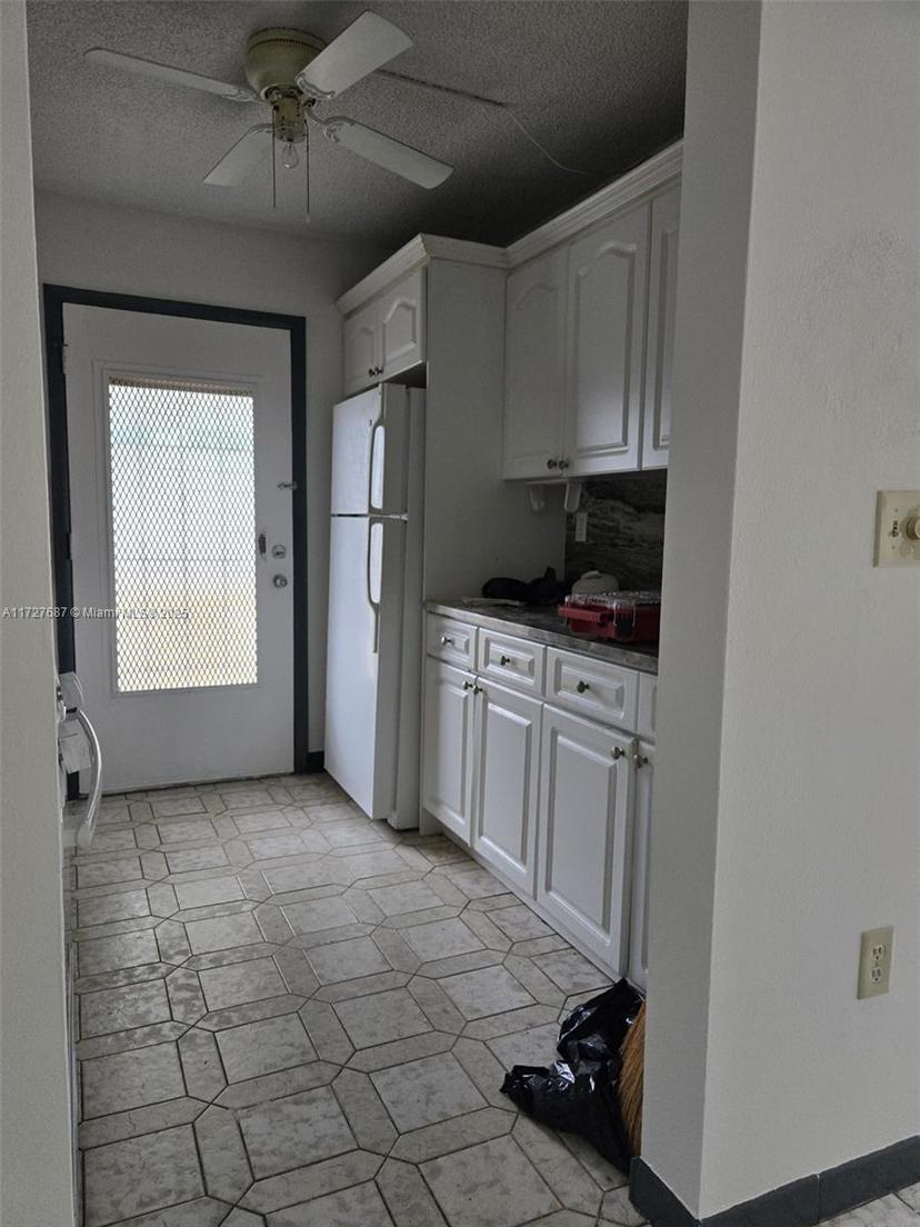 Picture of 160 NE 203Rd Ter # 18, Miami Gardens FL 33179