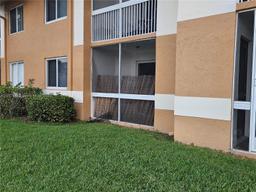 Picture of 786 NW 92Nd Ave # 786, Plantation, FL 33324