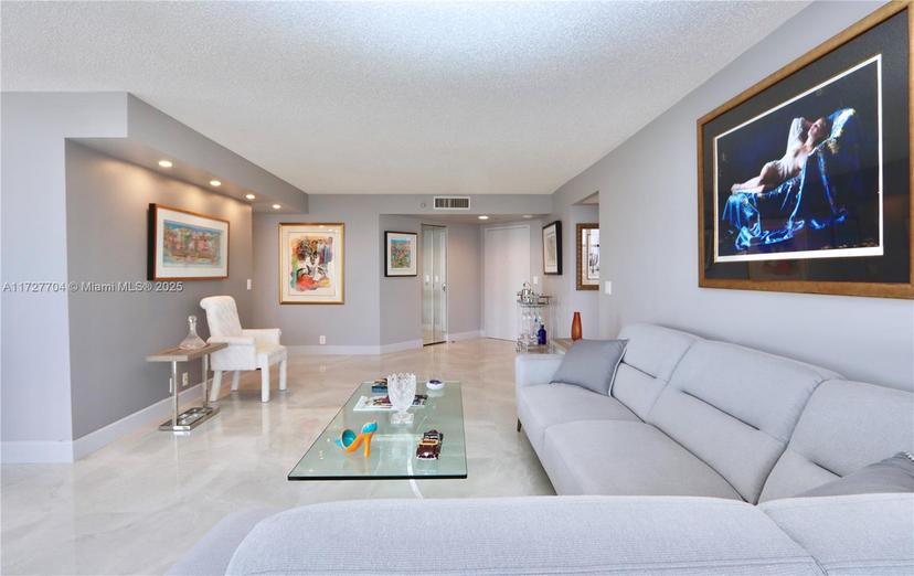 Picture of 3500 Mystic Pointe Dr # 2708, Aventura FL 33180