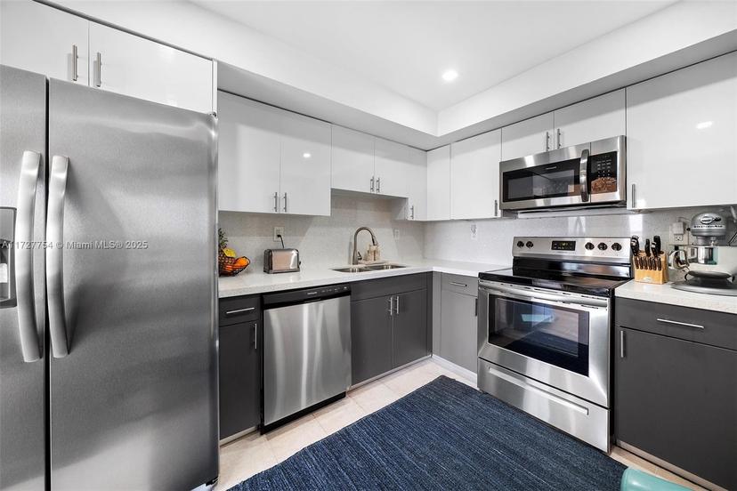 Picture of 18011 Biscayne Blvd, Aventura FL 33160
