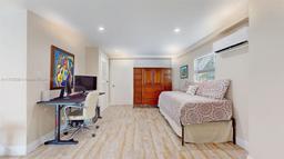 Picture of 28 Center Ln, Key Largo, FL 33037