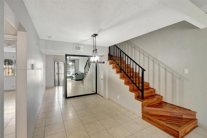 Picture of 457 NE 210Th Ter # 457, Miami FL 33179
