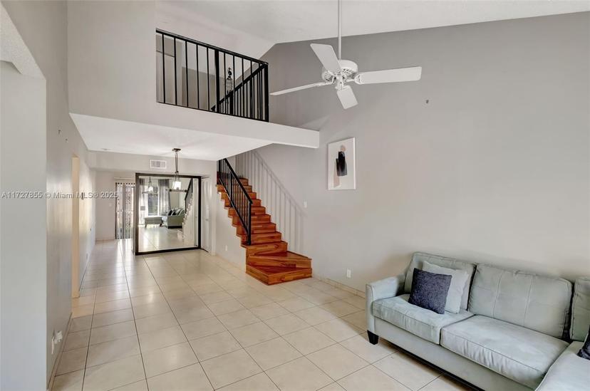 Picture of 457 NE 210Th Ter # 457, Miami FL 33179