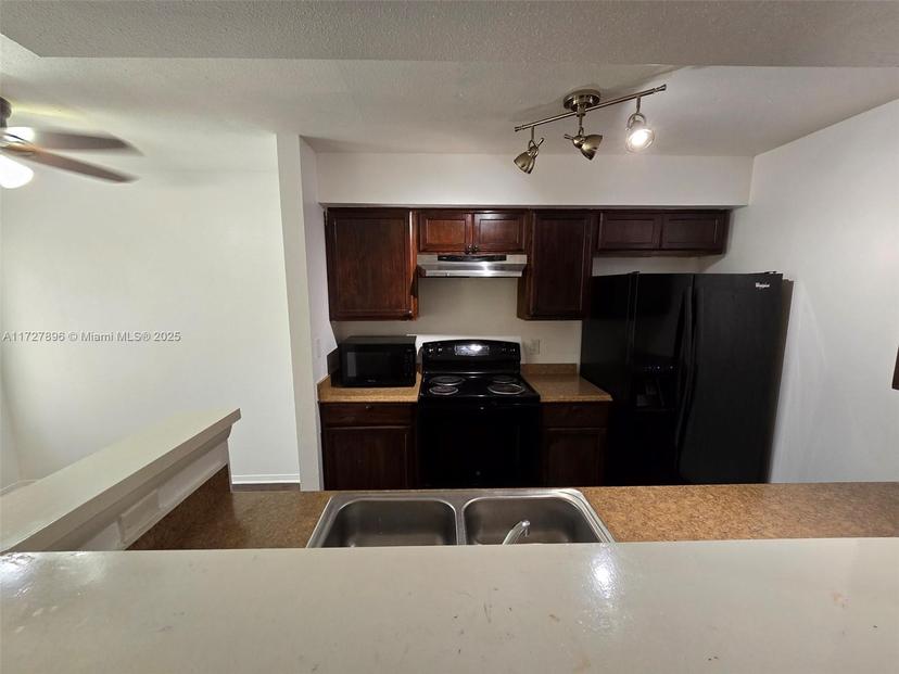 Picture of 2622 NW 33Rd St # 2011, Oakland Park FL 33309