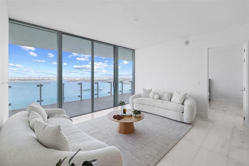 Picture of 700 NE 26 Ter # 3602, Miami FL 33137