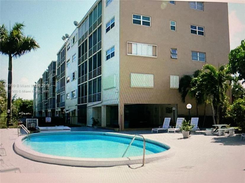 Picture of 200 NE 14Th Ave # 218, Hallandale Beach FL 33009