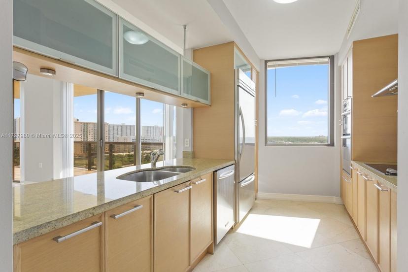 Picture of 16275 Collins Ave # 904, Sunny Isles Beach FL 33160