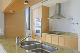 Picture of 16275 Collins Ave # 904, Sunny Isles Beach, FL 33160
