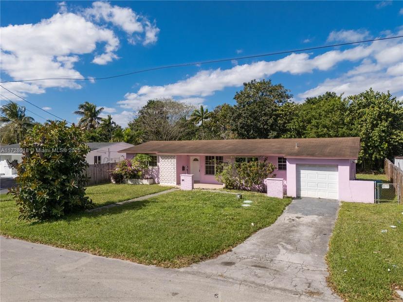 Picture of 14710 S Spur Dr, Miami FL 33161