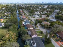 Picture of 14710 S Spur Dr, Miami, FL 33161