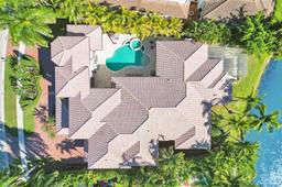 Picture of 530 Coconut Palm Ter, Plantation, FL 33324
