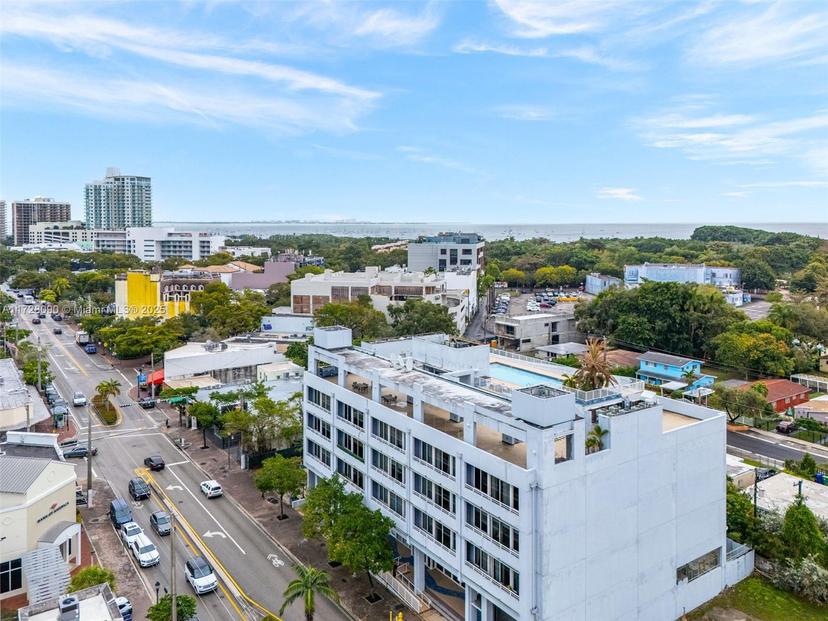 Picture of 3250 Grand Ave # 409, Miami FL 33133