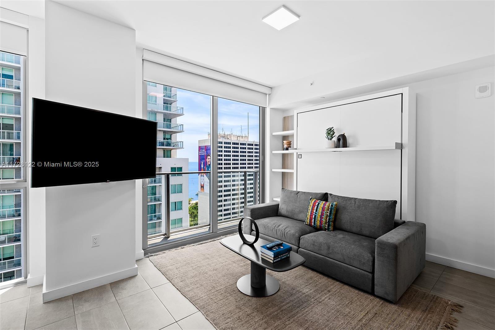 Picture of 227 NE 2Nd St # 2911, Miami, FL 33132