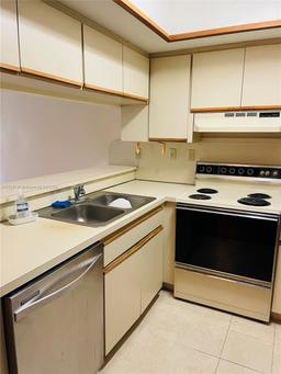 Picture of 8999 SW 123Rd Ct # 212, Miami, FL 33186