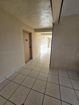 Picture of 9688 Fontainebleau Blvd # 409, Miami, FL 33172