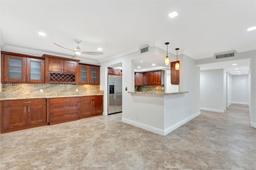 Picture of 3100 Riverside Dr # 306, Coral Springs, FL 33065