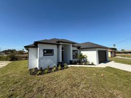 Picture of 1320 NE 14Th Ave, Cape Coral, FL 33909
