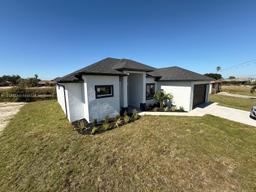 Picture of 1320 NE 14Th Ave, Cape Coral, FL 33909