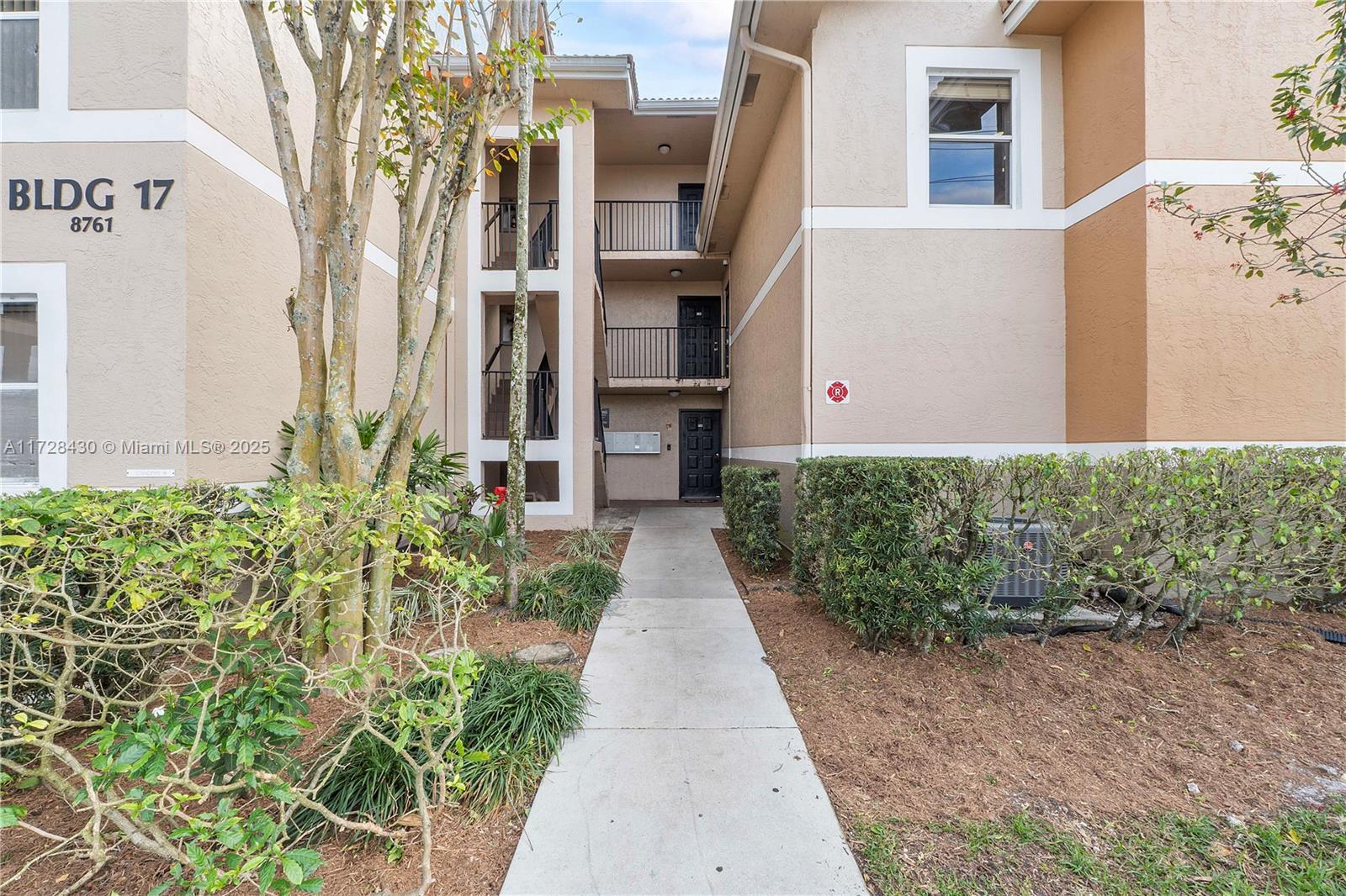 Picture of 8761 Wiles Rd # 206, Coral Springs, FL 33067