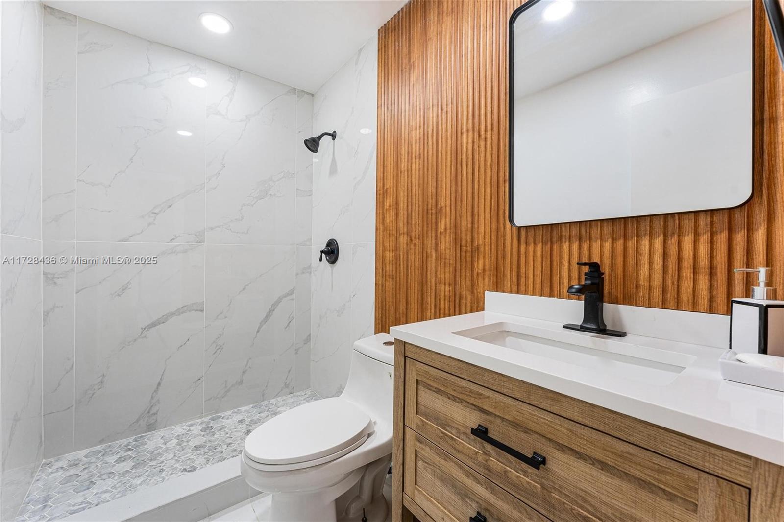 Picture of 1448 W 32Nd St, Riviera Beach, FL 33404