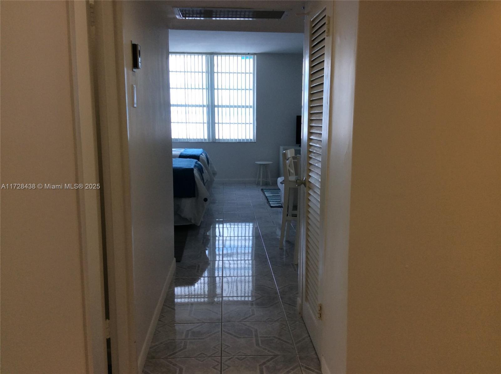 Picture of 100 Lincoln Rd # 616, Miami Beach, FL 33139