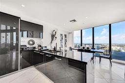 Picture of 18555 Collins Ave # 5004, Sunny Isles Beach, FL 33160