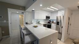 Picture of 3625 N Country Club Dr # 509, Aventura, FL 33180