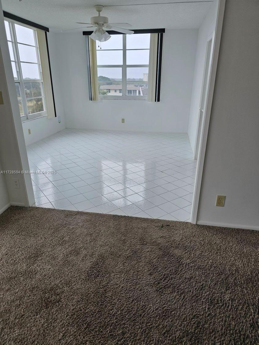 Picture of 575 Oaks Ln # 701, Pompano Beach, FL 33069