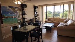 Picture of 1470 NE 123Rd St # A606, North Miami, FL 33161