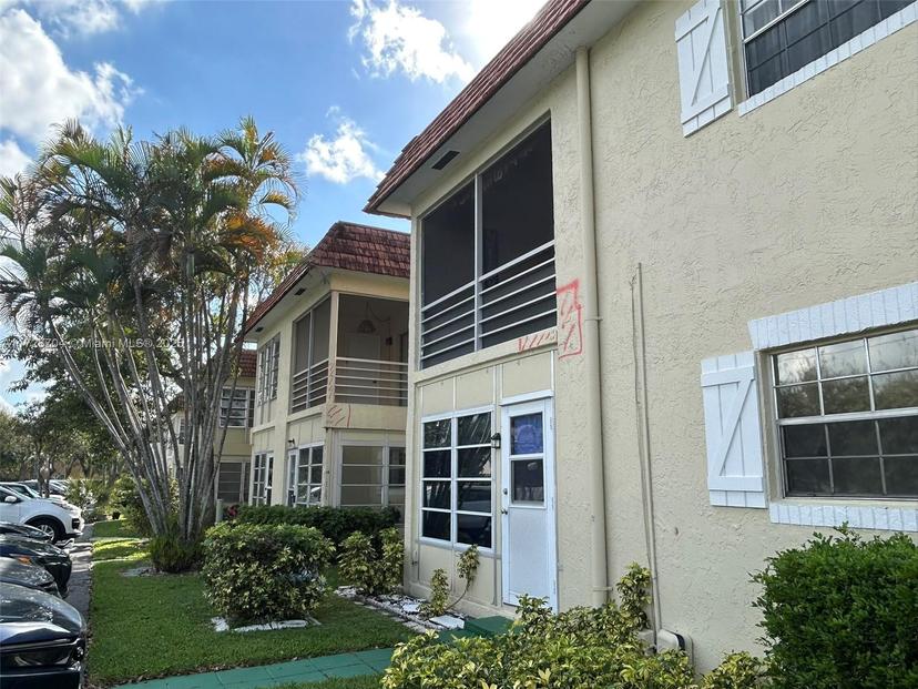 Picture of 5620 SW 3Rd Pl # 204, Margate FL 33068