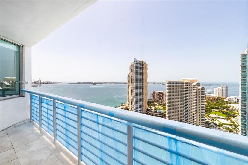 Picture of 335 S Biscayne Blvd # 3207, Miami FL 33131