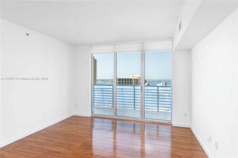 Picture of 335 S Biscayne Blvd # 3207, Miami FL 33131