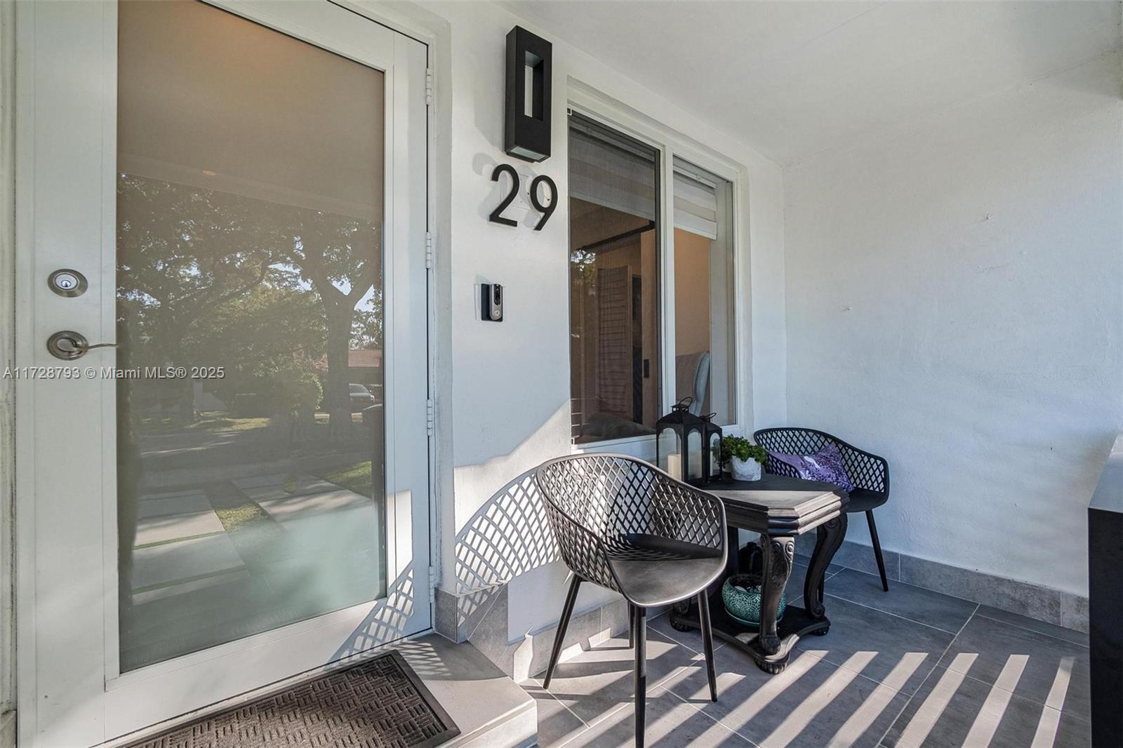Picture of 29 San Sebastian Ave, Coral Gables, FL 33134