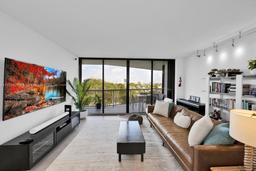 Picture of 3640 Yacht Club Dr # 501, Aventura, FL 33180