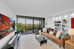 Picture of 3640 Yacht Club Dr # 501, Aventura, FL 33180