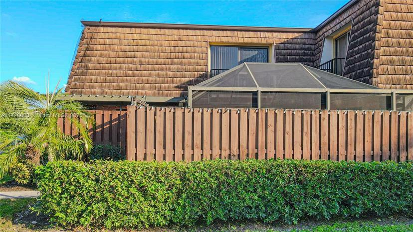 Picture of 408 4Th Ln # A, Green Acres FL 33463