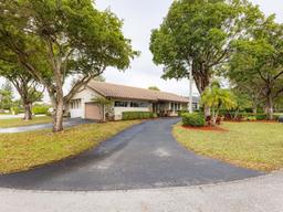 Picture of 8491 Gatehouse Rd, Plantation, FL 33324