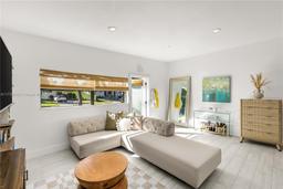Picture of 1965 Alamanda Dr, North Miami, FL 33181