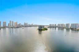 Picture of 3530 Mystic Pointe Dr # 2515, Aventura, FL 33180