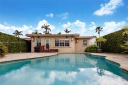 Picture of 8934 Emerson Ave, Surfside, FL 33154