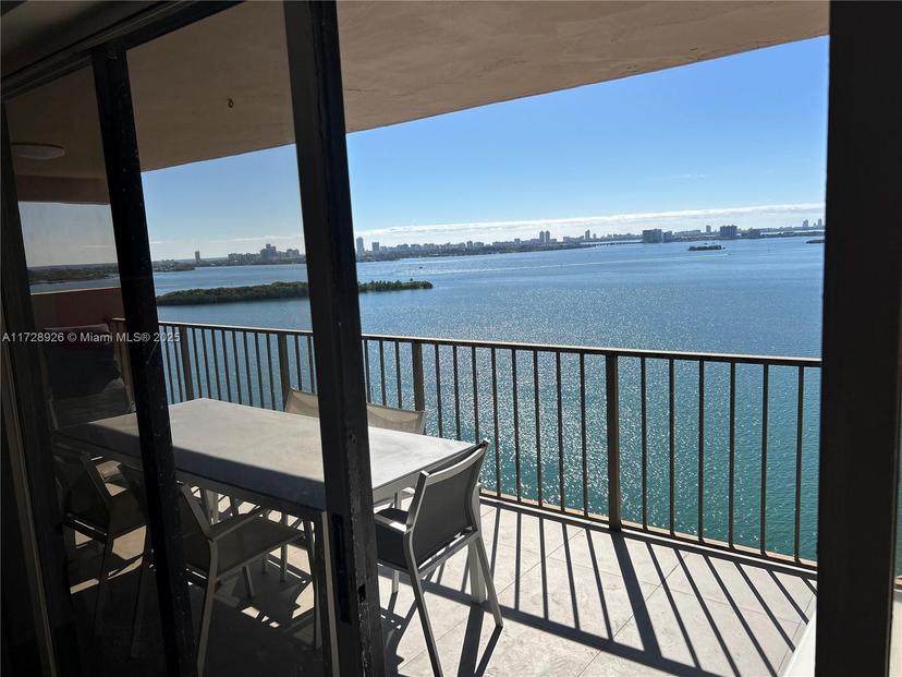Picture of 1800 NE 114Th St # 2005, Miami FL 33181