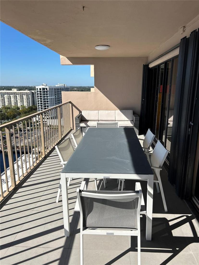 Picture of 1800 NE 114Th St # 2005, Miami FL 33181