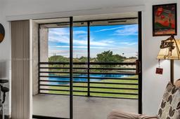 Picture of 10466 Sunrise Lakes Blvd # 305, Sunrise, FL 33322