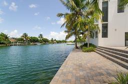 Picture of 1975 Calais Dr # 5, Miami Beach, FL 33141