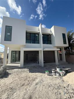 Picture of 2730 SW 31St Ave # A, Miami, FL 33133