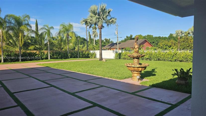 Picture of 16400 SW 173Rd Ave, Miami FL 33187